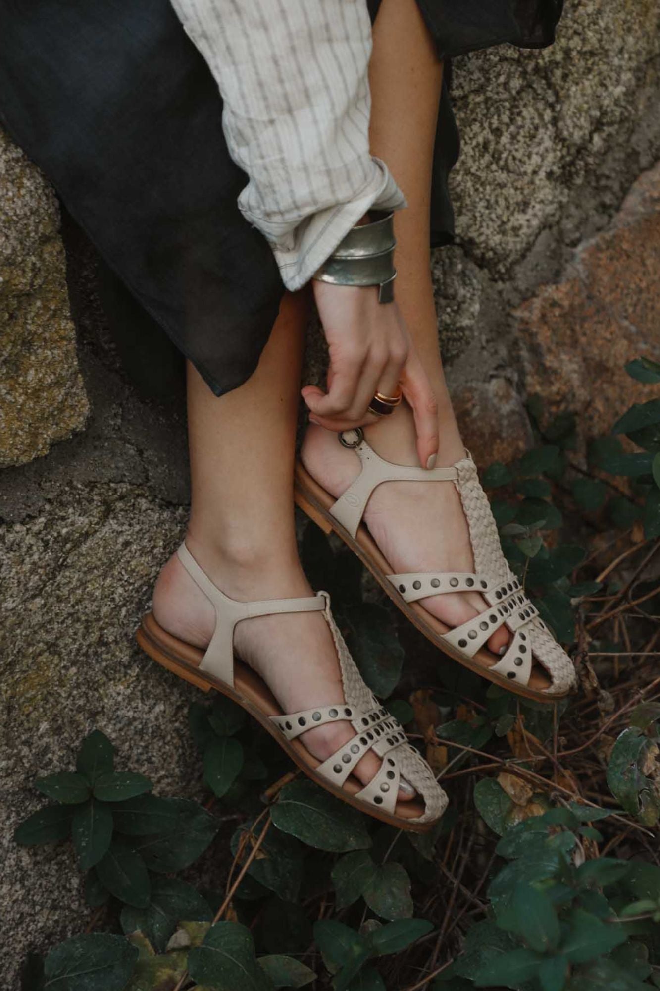 SANDALIA CANGREJERA JAIRA LATTE