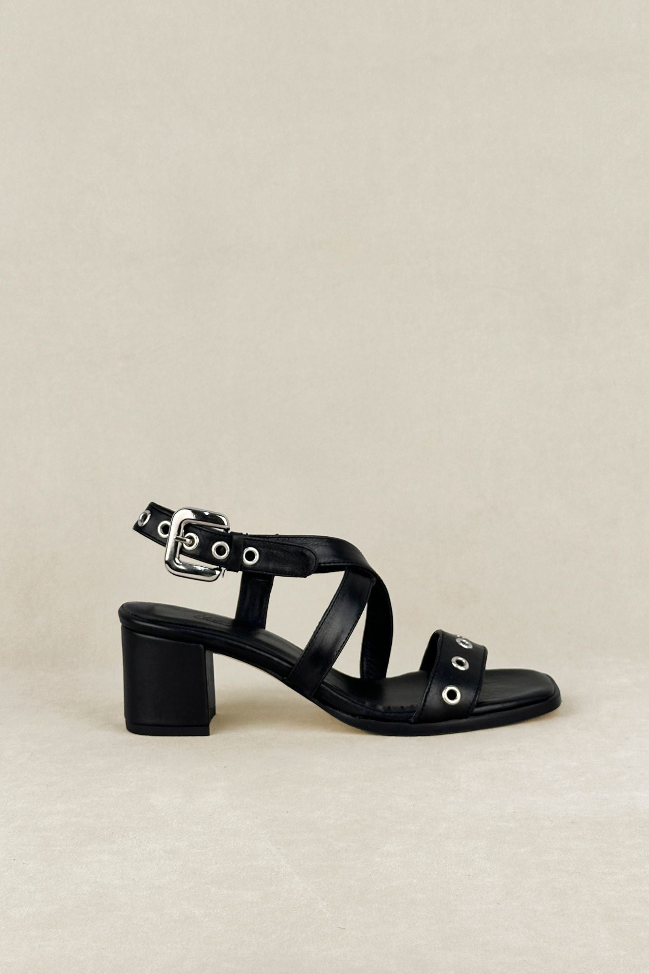 SANDALIA ROCK NEGRO