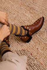 PUNKY BOOTS AVELLANA TACHAS ORO 4CM