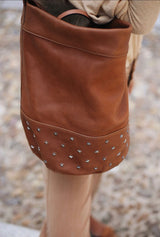 BOLSO BUCKET CUERO